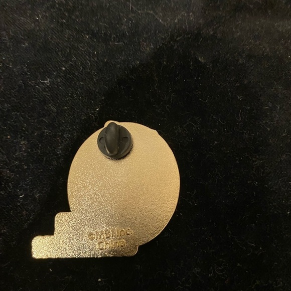 MBI Cancer Awareness Pin (EF) - Picture 4 of 5